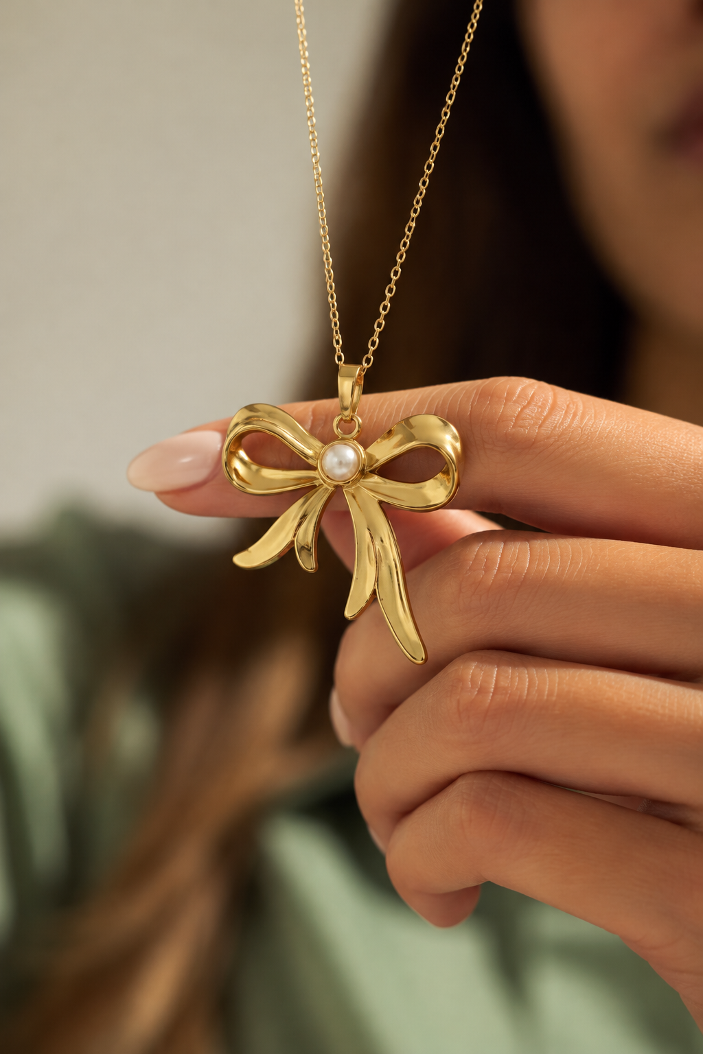 Bow & Pearl Gold Plated Earring and Necklace Set